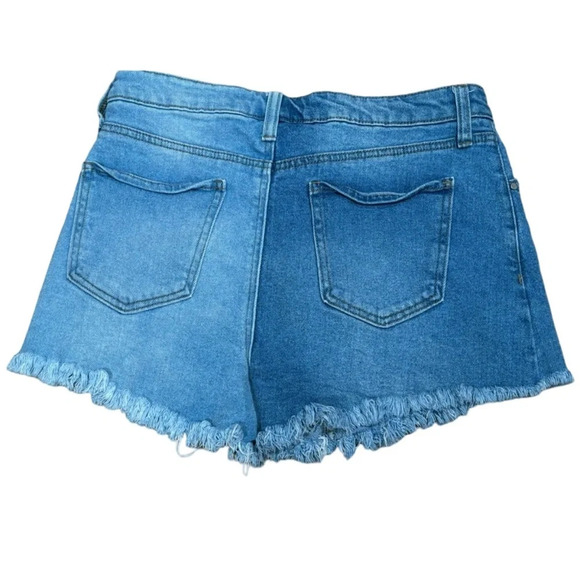 Tinseltown Raw hem Shorts - Picture 2 of 4